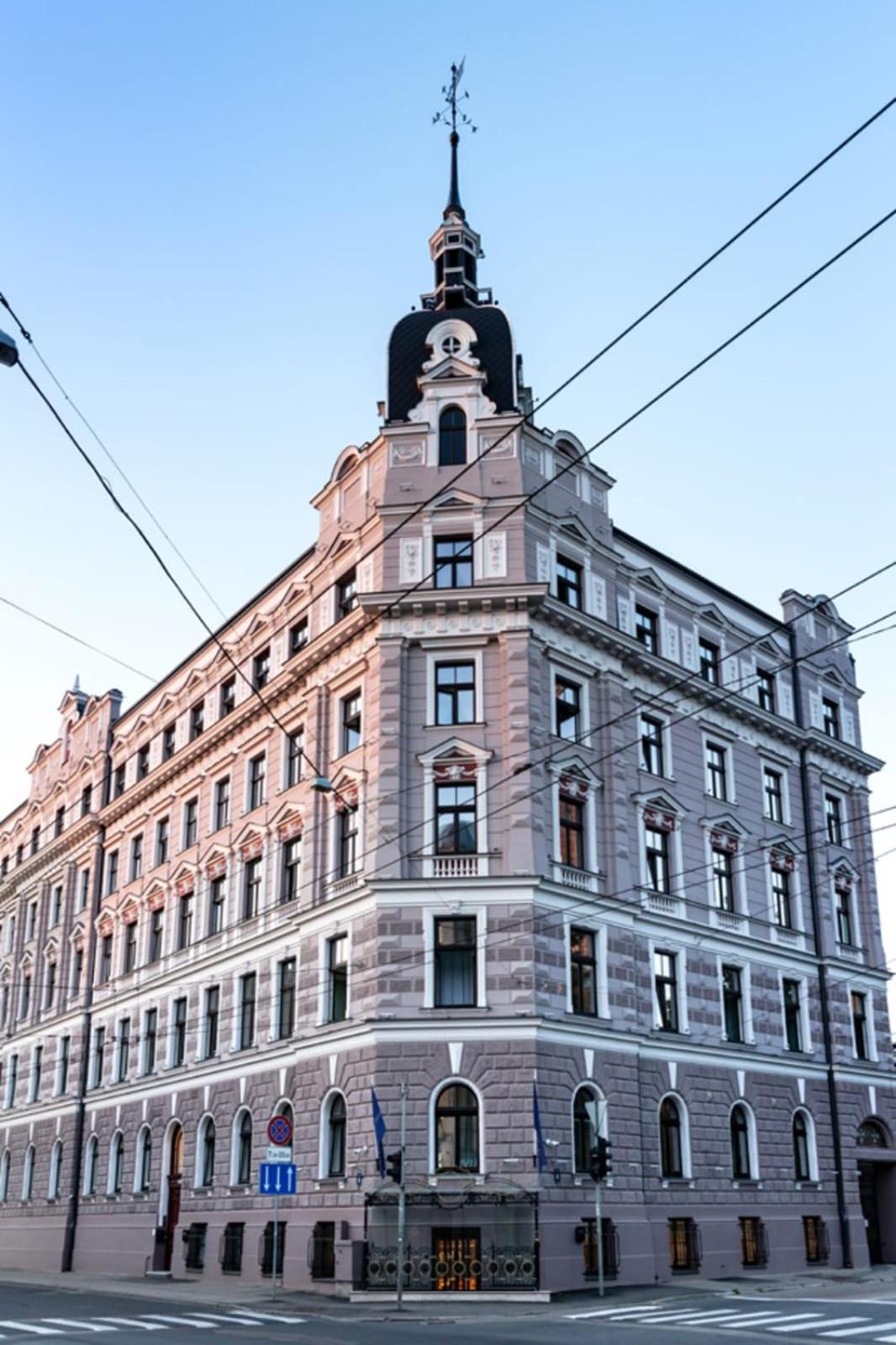 Modern 2 Bedroom Apartment In The City Centre Riga Exterior photo