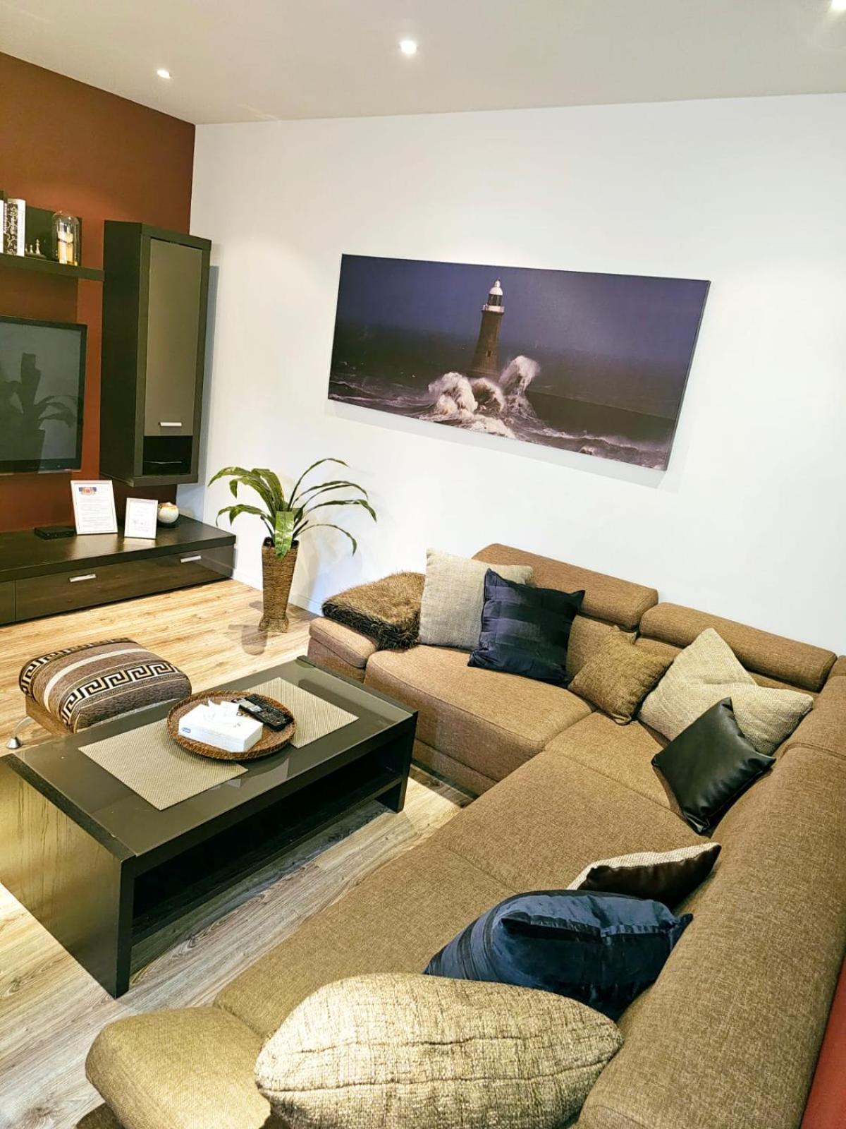Modern 2 Bedroom Apartment In The City Centre Riga Exterior photo